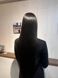 【湿気対策☔️】自然な艶ストレート縮毛矯正🫧¥38500→¥11000
