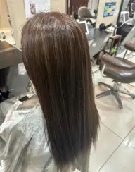 ✨ハイライトメニュー✨ブリーチ➕オンカラーツヤツヤトリートメント付🎀