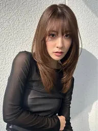 ✂︎カット✂︎ ミディアムレイヤーカット💗 ⚠️カットは当日予約受け付けておりません