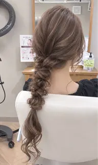 お出かけにもおすすめ✨️ゆるふわヘアセット🎀