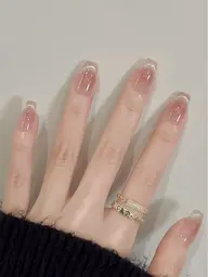 うる艶♡透明感チーク×マグネットネイル  オフ代＋800円