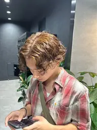 🌿爽やかイメージに🌿オリーブカラー×似合わせカット