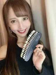 【1日1名様限定】ミニモ口コミご協力クーポン！短期的に白くしたい方へ！ハイパワーホワイトニング25分照射）✨