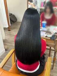 【悩みのくせ毛を解決✨】縮毛矯正+シャンプーブロー(トリートメント込)