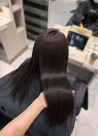 🤍艶カラー(鎖骨下から)➕トリートメント🫧🤍