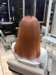 🌹似合わせカット ➕ 髪質改善ストレート🌹 うねりが気になる方に✨自然な仕上がりのサラサラヘアーに大変身☝️