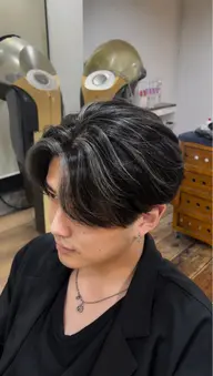カット➕ハイライト『ブリーチ』➕オンカラー（メンズのみ）