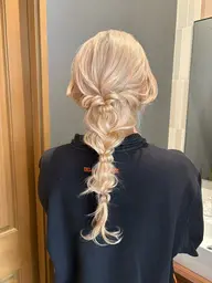結婚式前におすすめヘアセット+Aujua内部補修トリートメント✨可愛いヘアセットお任せください💪