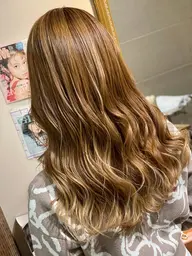 【ハイトーンの方へ】ブリーチリタッチ＋カラー＋TR｜¥11000