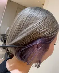 さりげなくオシャレに✨カット+アクセサリーインナーカラー+全体カラー+極潤超音波3step tr👍