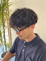 【4回目以降】学割カット+ツイスパ、シャドウパーマ📍大学生¥14,300📍高校生¥13,000