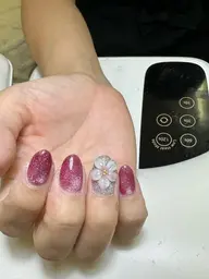 プルメリアネイル3Dのラメワンカラー