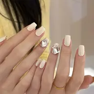 ファストネイル⭐時短×低価格　ワンカラー＋パーツ2個付き