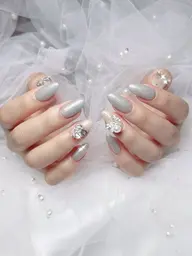 💓💓💓持ち込みデザイン4本アート(パーツ、シール乗せ放題)(7日お直し無料)