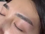 〈メンズ🧑🏻💼〉骨格パーソナル眉毛ワックス+眉毛カット+間引き(毛量調節)