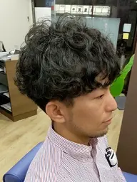 【頭皮ケア】カット+顔剃り+頭皮クレンジング+トリートメント ￥7,000→6,300
