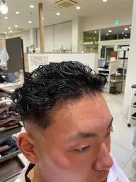 土日祝日限定メンズパーマ
