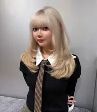 カット➕ケアブリーチ➕透明感カラー➕Aujua3stepトリートメント【新宿/レイヤーカット/ロング料金なし】