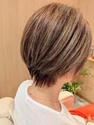 レディースカット&最高級トリートメント付き