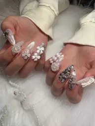 ✨️学割👩🎓チップ長さ出し デザインし放題✨サイズLまで🙆♀️ジェルオフ込⭕️他店長さ出しオフは+1100円