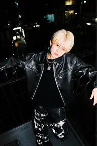 【人気No.1】メンズハイトーン ブリーチ+カラー¥4500
