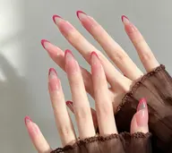 【自爪】フォルム形成×チークネイル×カラーフレンチ×しっかり甘皮ケア
