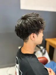 【メンズ限定】デザインカット+ダメージレスパーマ+ヘッドスパ5分