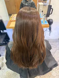 🧸ブラウンカラー🧸優しく大人な雰囲気に🤎ブラウンカラー＋艶トリートメント