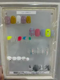 ショートネイルデザイン