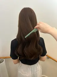【 秋色にチェンジ☆ 】 透明感ツヤカラーで自然に垢抜け 🍁