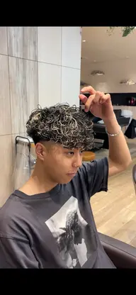 「🇪🇸✂️海外ヘアーにしたいメンズ1日1組限定‼️」カット➕ハイライト➕パーマ