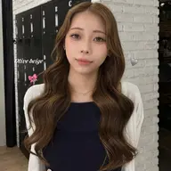 【平日限定動画撮影クーポン🎀🩵◝✩】"大人気"透明感抜群イルミナカラー+前処理トリートメント付き🥣🤍