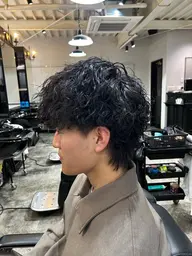 【大流行】メンズカット+ツイストスパイラルパーマ(シャドウ、波巻きも可)