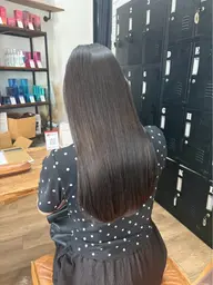 毛先揃えるカット✂️ Aujuaシャンプー/トリートメントつき🎶