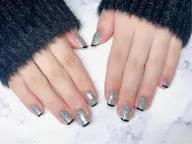 オフ込みフレンチ🌟 ハンドorフット ⚠︎︎カラーベース(お好きなベースカラーの上にフレンチができるメニュー♡)
