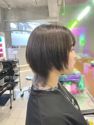 【梅雨対策☔️】酸性ストレート+カット¥15500