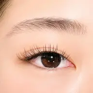 🧡7月来店限定🧡程よい華やかさ✨フラットラッシュ120本×目元洗浄アイシャンプー付◎