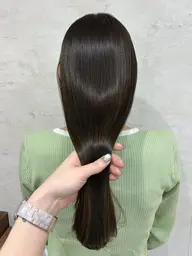 【24歳以下の学生限定💫】カット+カラー+質感再生トリートメント