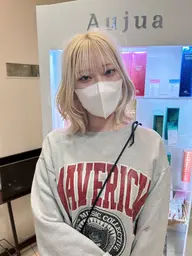 ダブルカラー（ケアブリーチ+髪質改善ワンメイクカラー）¥15,000