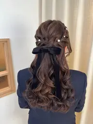 ✨🌸🏫【学割ヘアセット】🏫🌸✨推し活などに🫶🏻平日限定の学割ヘアセットです🌿※学生証必須※ミニモ学割
