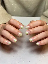 ハンドネイル💅🏻オフ込み塗りかけ