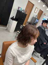 【新規限定クーポン】レディースカット➕パーマ