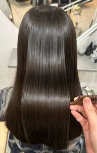 💎透明感カラー＋集中補修TR💎ダメージ補修しながら艶髪へ✨カラー後のパサつきが気になる方に◎¥3460