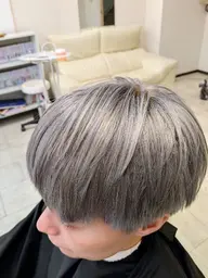 シルバー&ホワイトカラー