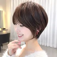 10/12（月）18:00​〜​【💐クチコミ限定💐】 小顔ショートカット➕マスクトリートメント️🫧