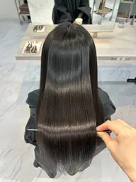 うねり・広がりが気になる人必見💭✨ 🫧縮毛矯正 + oggiottoトリートメント🫧