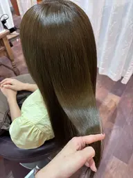 【9.10月限定】似合わせカット✂️+秋トレンドツヤカラー✨