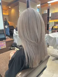 【💎8月限定💎】抜け感カット✂️➕ダブルカラー(ブリーチ込)🌟透明感のあるカラーをご案内します❗️