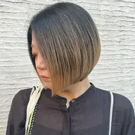 バッサリイメチェンカットで大変身