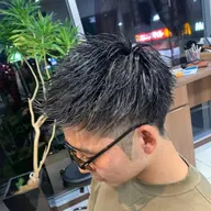 メンズカット＋ポイントストレート＋炭酸シャンプー